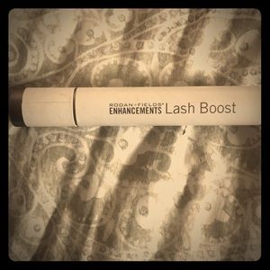 Lash booster by Rodan Fields !